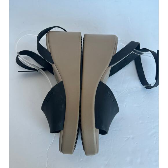 Crocs Brooklyn Black and Tan Criss Cross Ankle Strap Wedge Comfort Sandals Sz 10 - Picture 6 of 13